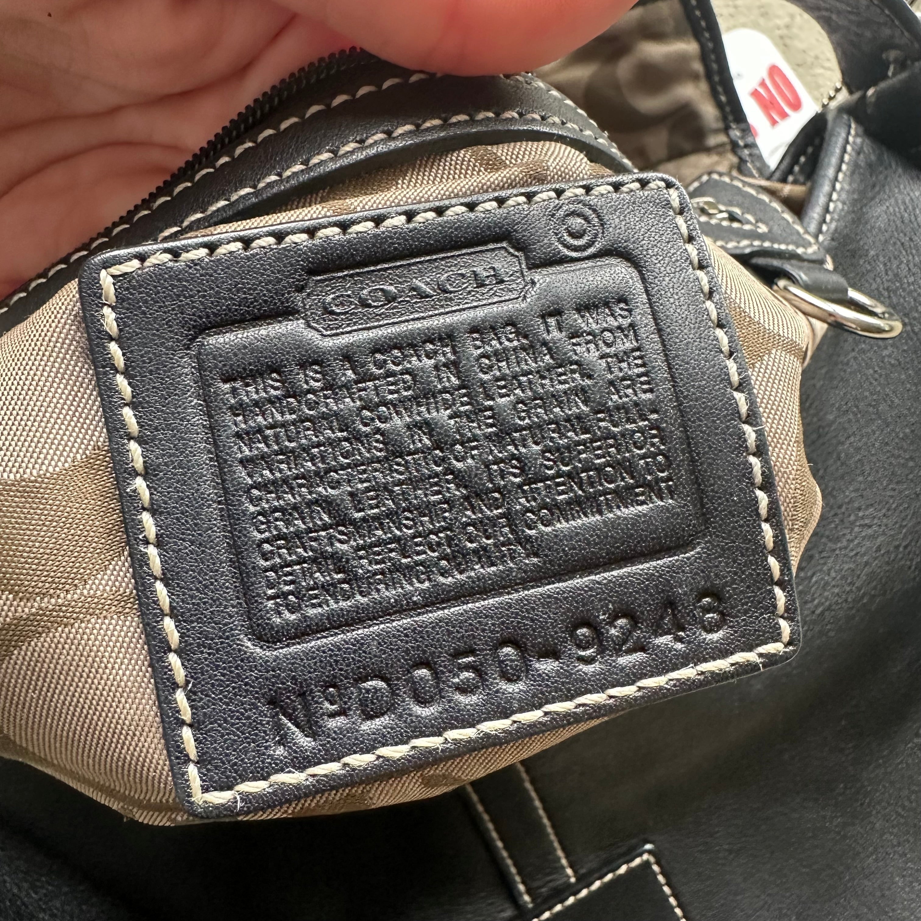 Vintage Y2K Coach Black Leather SoHo Shoulder Bag