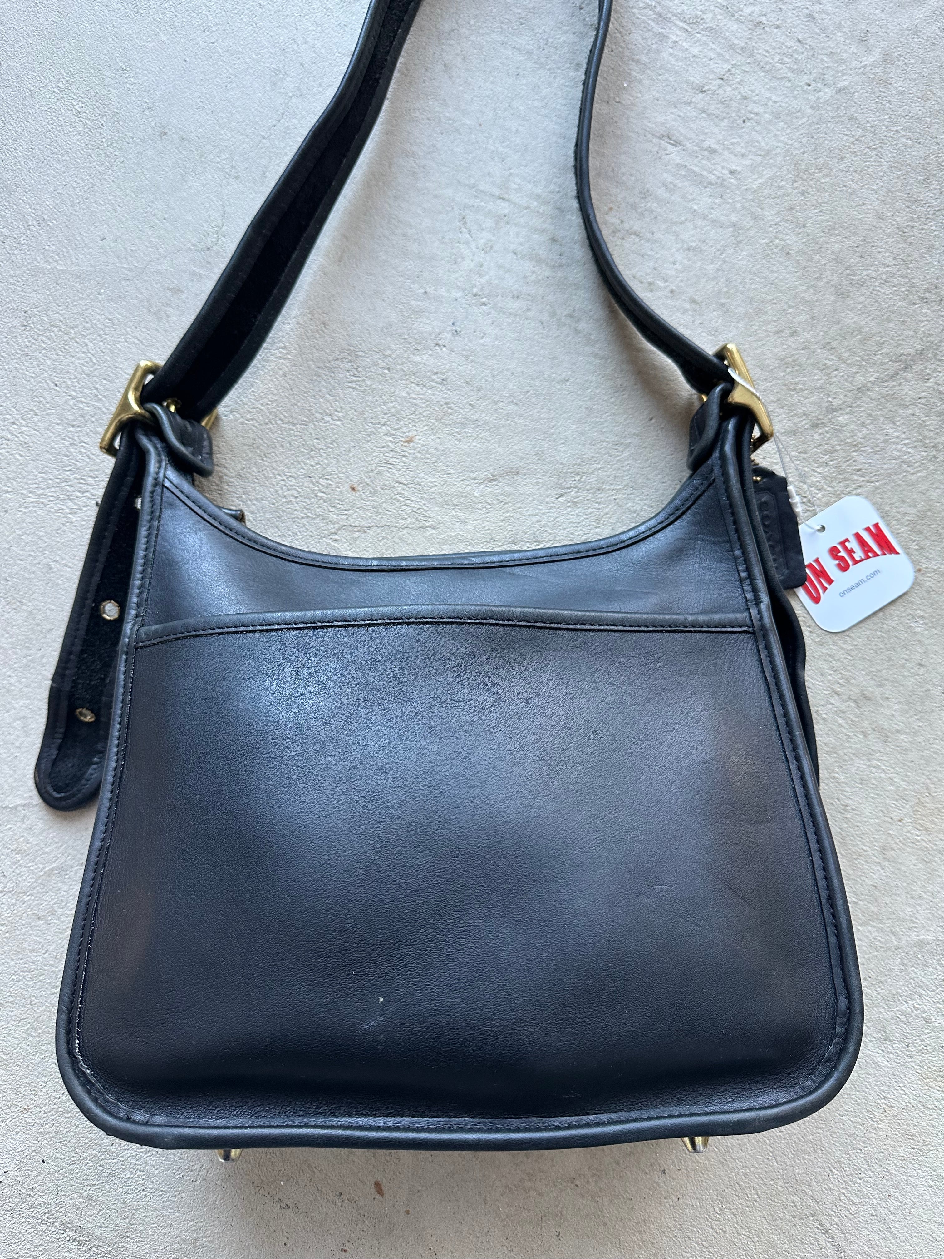 Vintage Coach Ergo Style Black Leather Shoulder Bag 9966