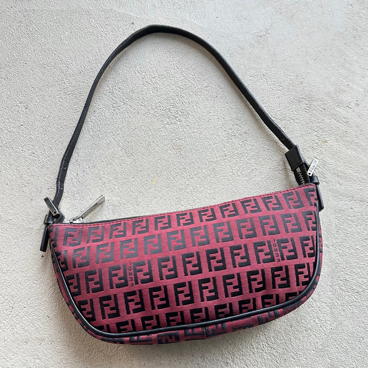 Vintage Fendi Baguette Red & Black Zucchino Shoulder Bag