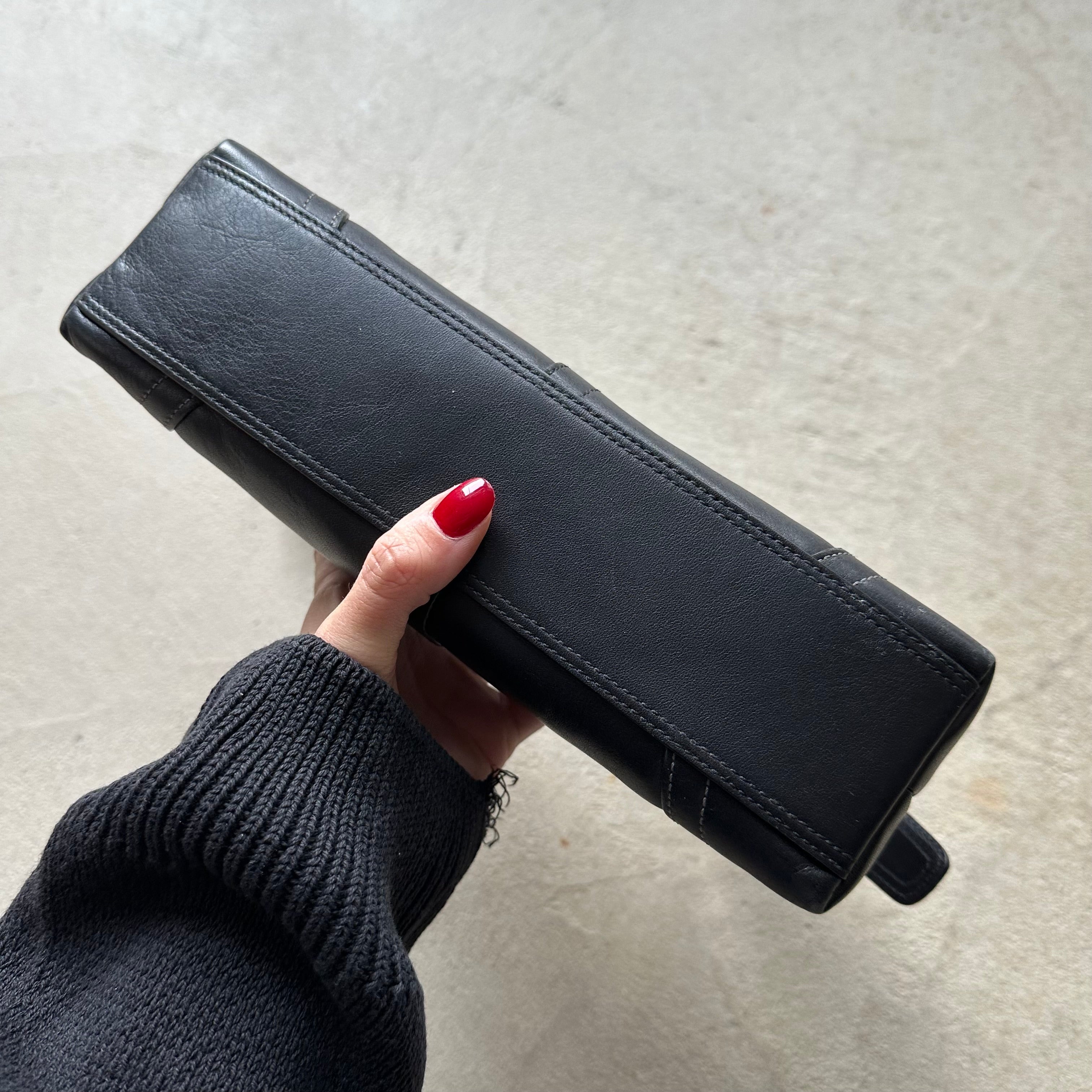 Vintage Y2K Coach Black Leather Baguette Shoulder Bag