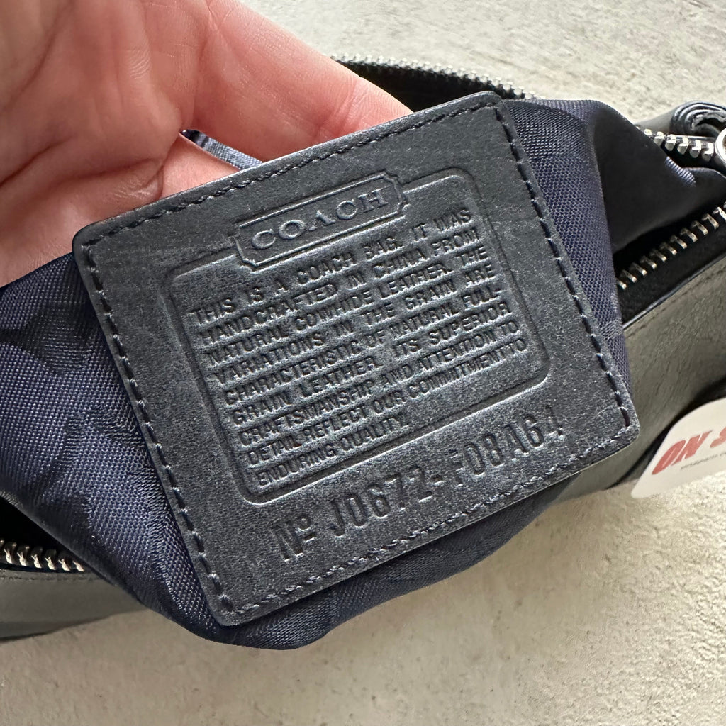 Vintage Y2K Coach Black Leather Baguette Shoulder Bag