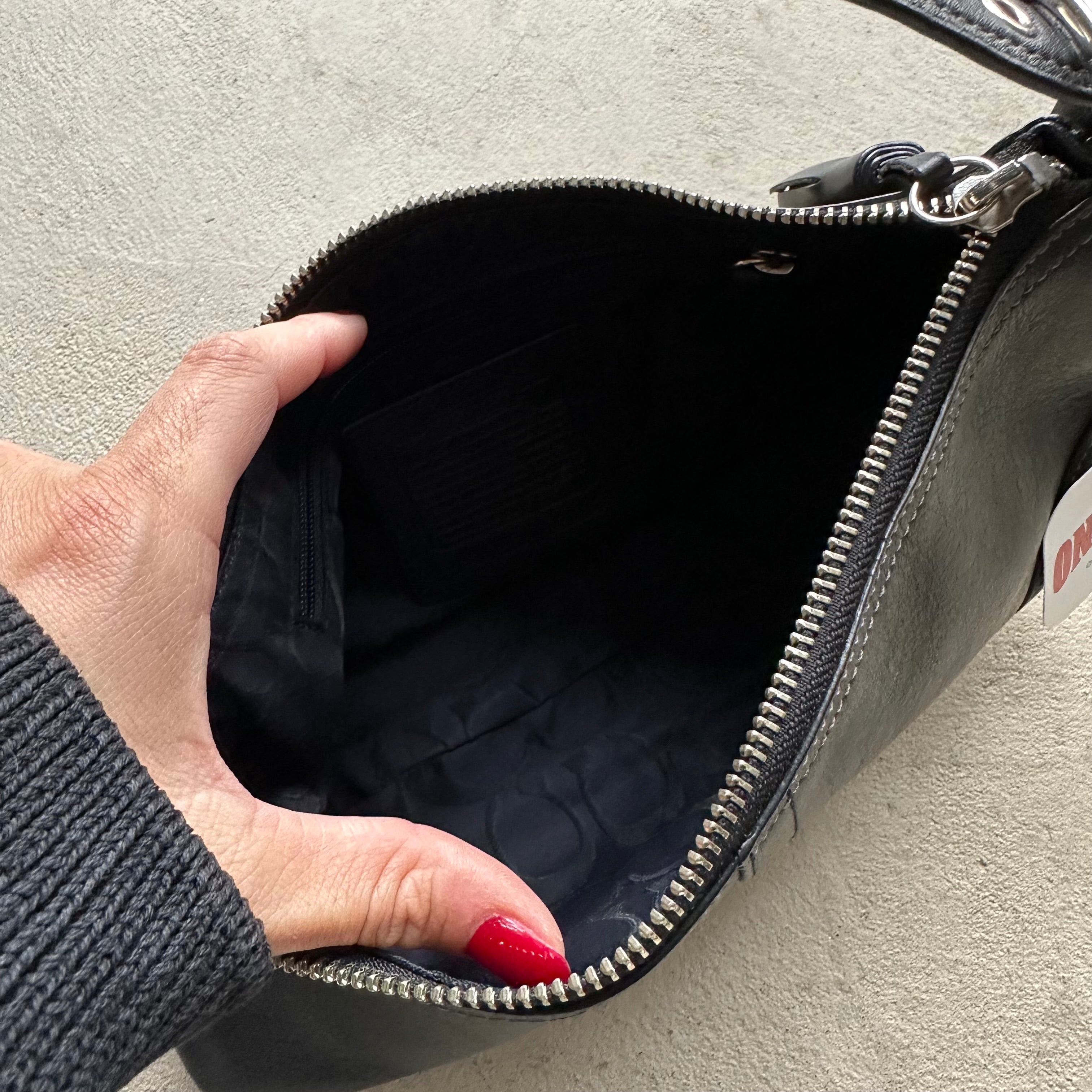 Vintage Y2K Coach Black Leather Baguette Shoulder Bag