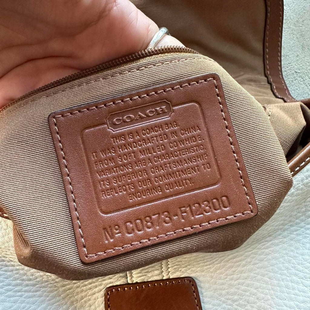 Vintage Y2K Coach White Leather Mini Soho Shoulder Bag